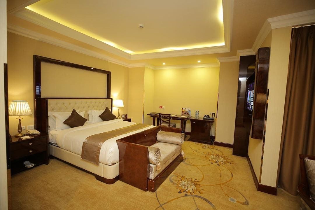 Sapphire Addis Hotel: Guest room