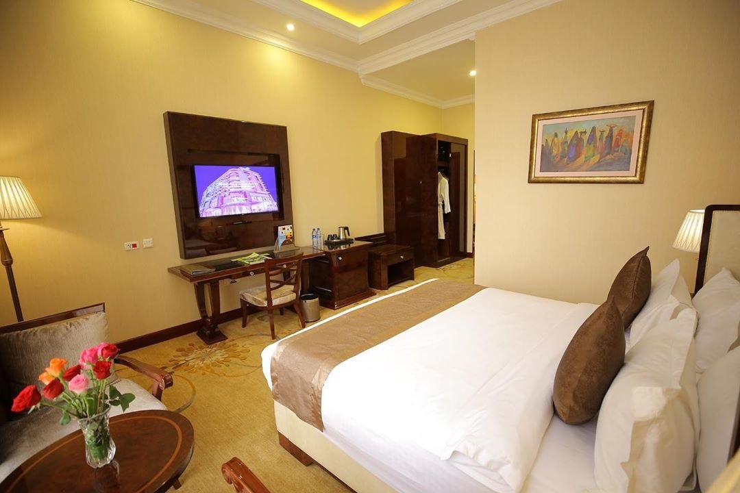 Sapphire Addis Hotel: Guest room