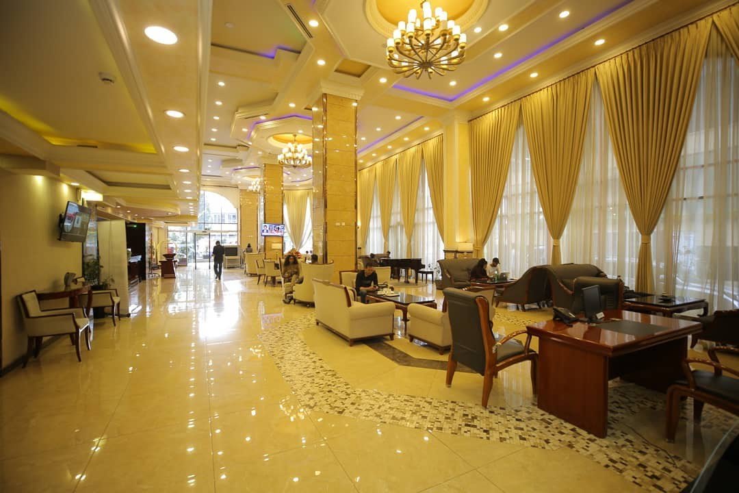 Sapphire Addis Hotel: Lobby