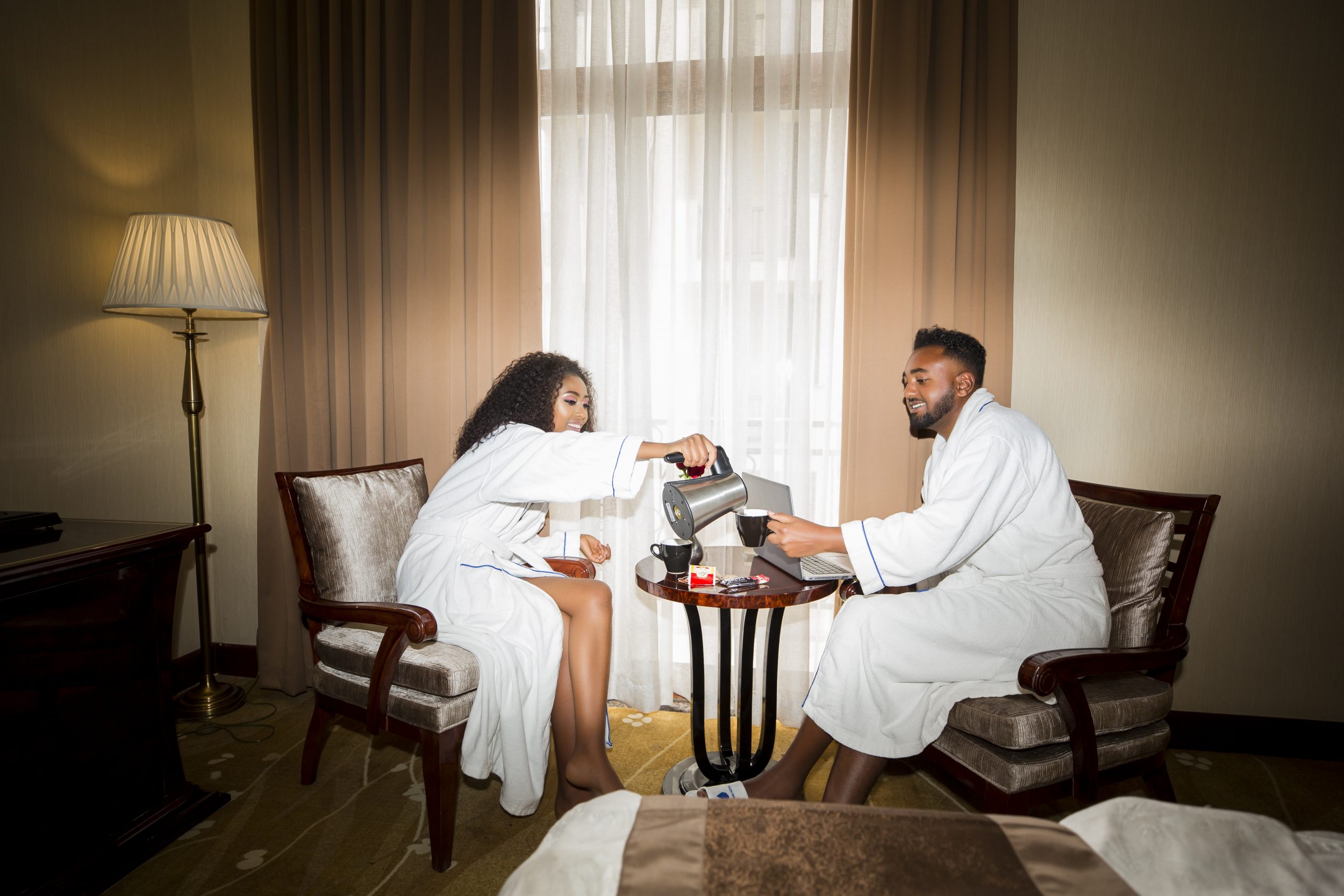 Sapphire Addis Hotel: Suite sitting area