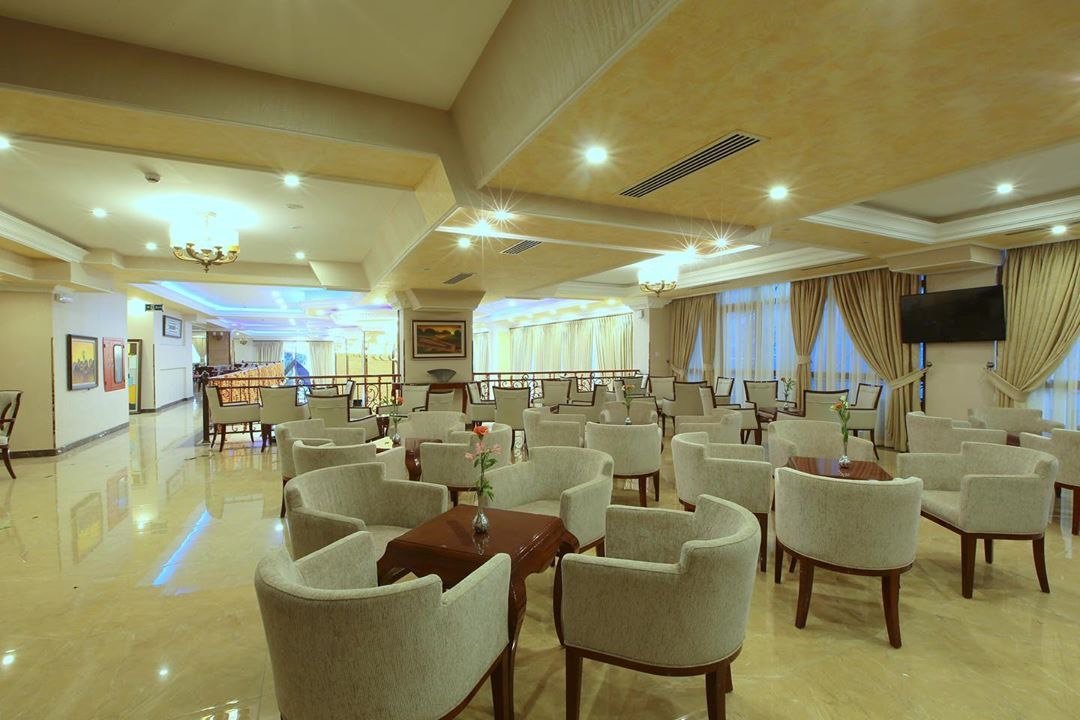 Sapphire Addis Hotel: Dining area